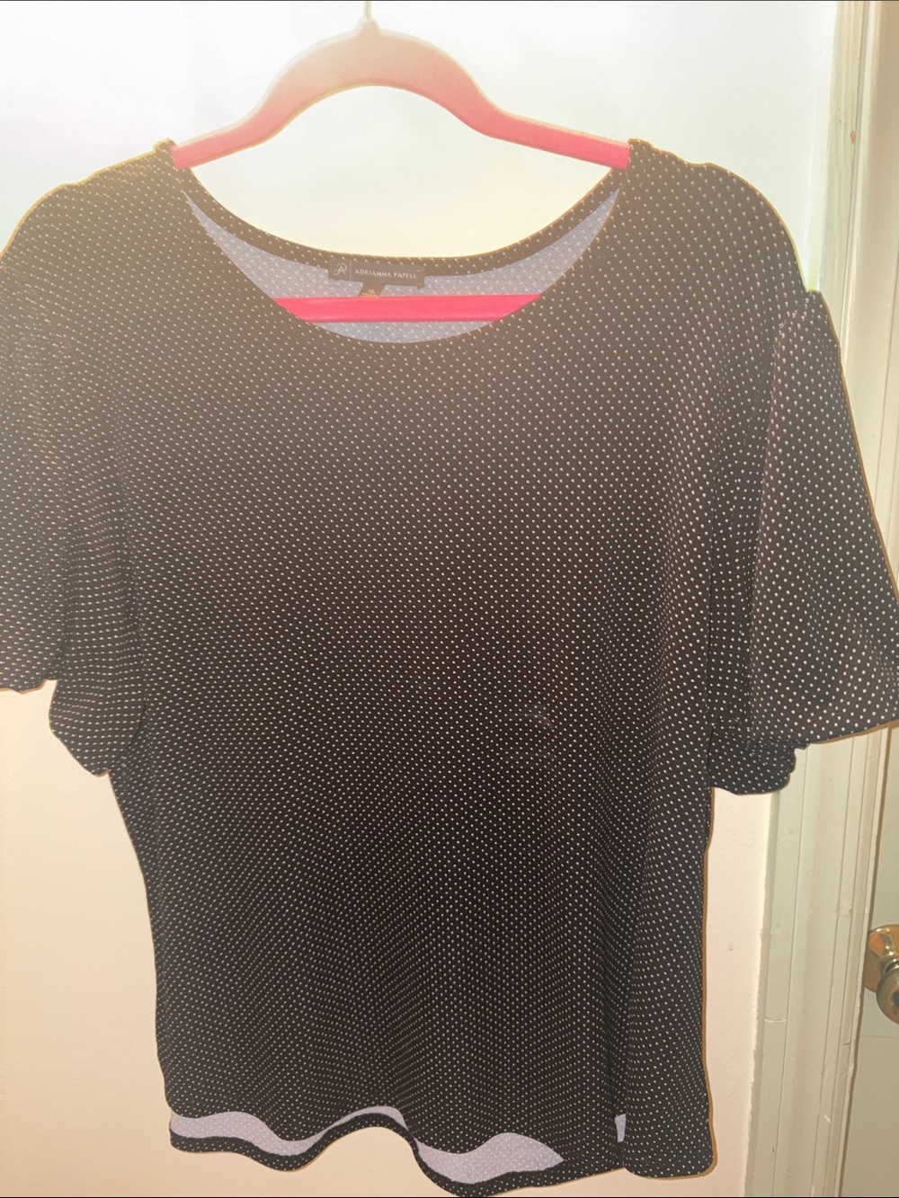 Adrianna Papell Black Polka Dot Short Sleeve Tee. XL